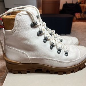 Hunter Canvas Commando Dessert Boot 🤎